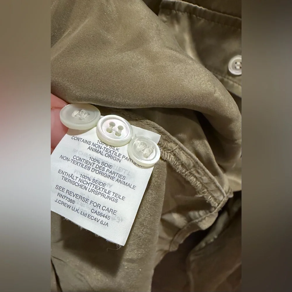 J.CREW Olive Gold Silk Button-Up Blouse with front pockets Size 8